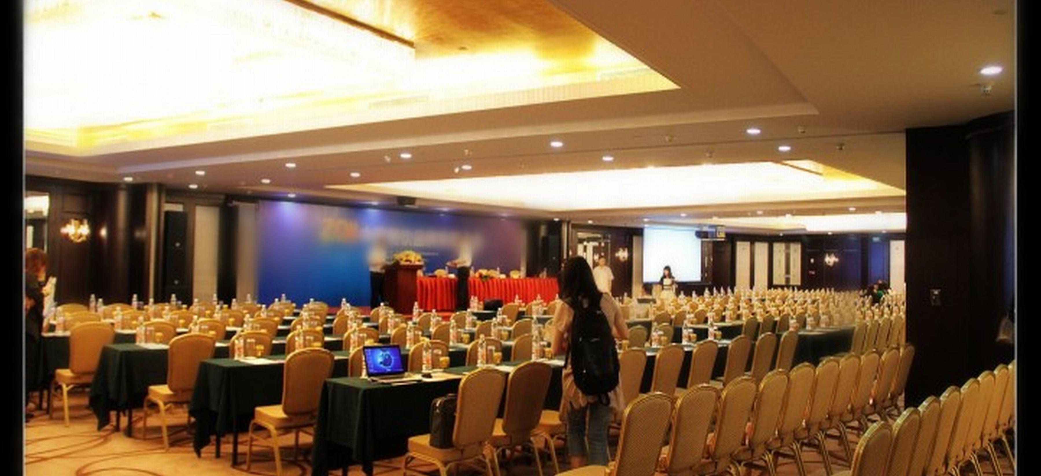 Soluxe Hotel Guangzhou - Overseas Buyers Registration Service&Canton Fair Free Shuttle Bus 15 Apr To 05 May Exteriér fotografie